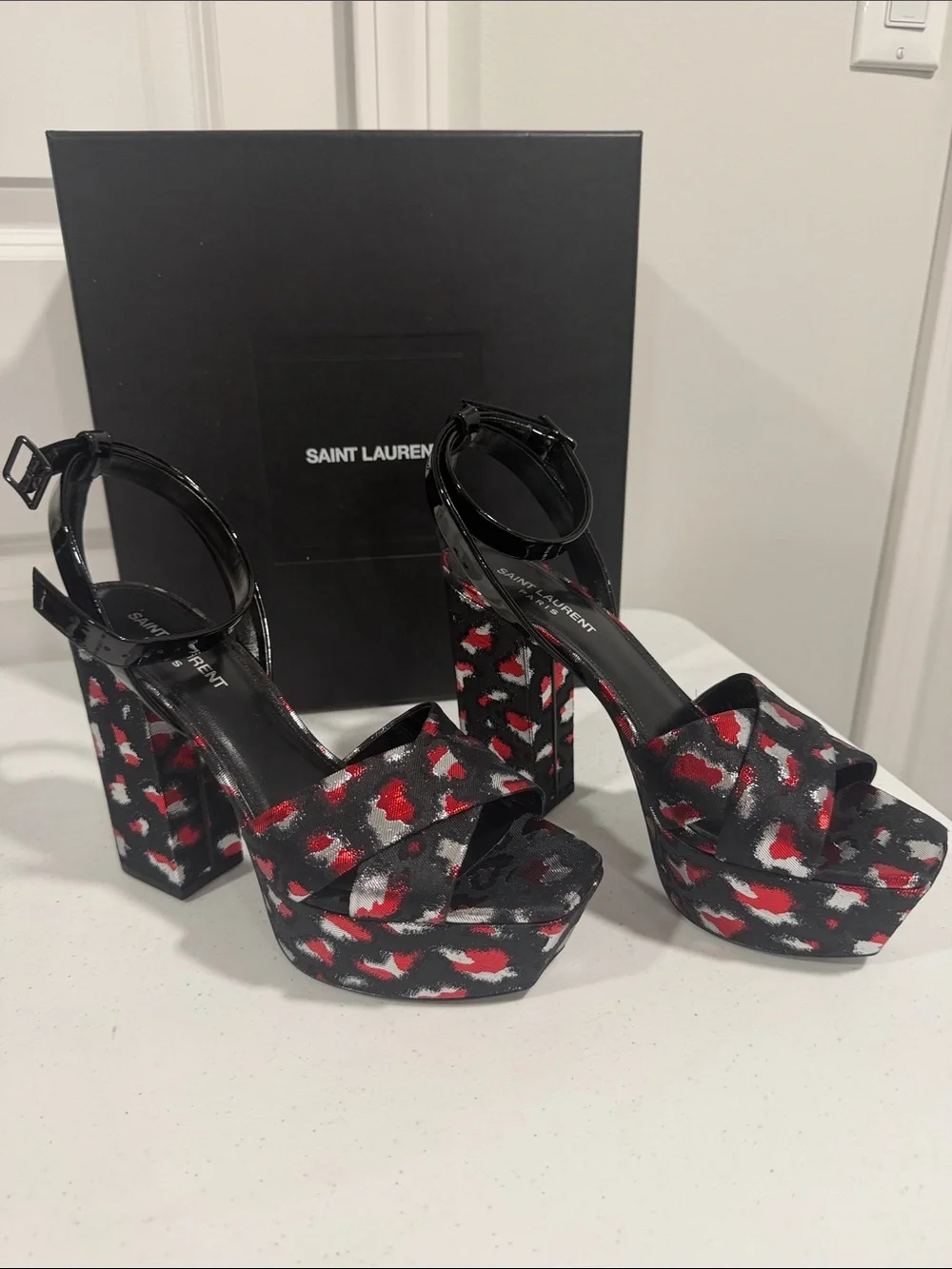 NWT Authenticated Saint Laurent Black and Red Patterned Platform Heels